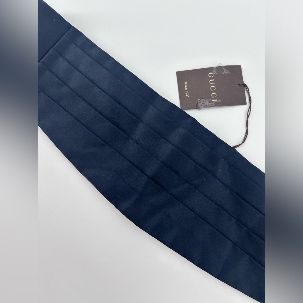 New With Tags Gucci Cummerbund Tuxedo Belt navy blue 100% Silk Medium - Picture 2 of 9